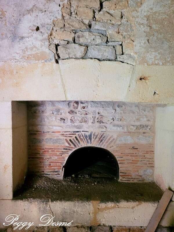 Maison à SAINT-JEAN-D&#039;ANGELY