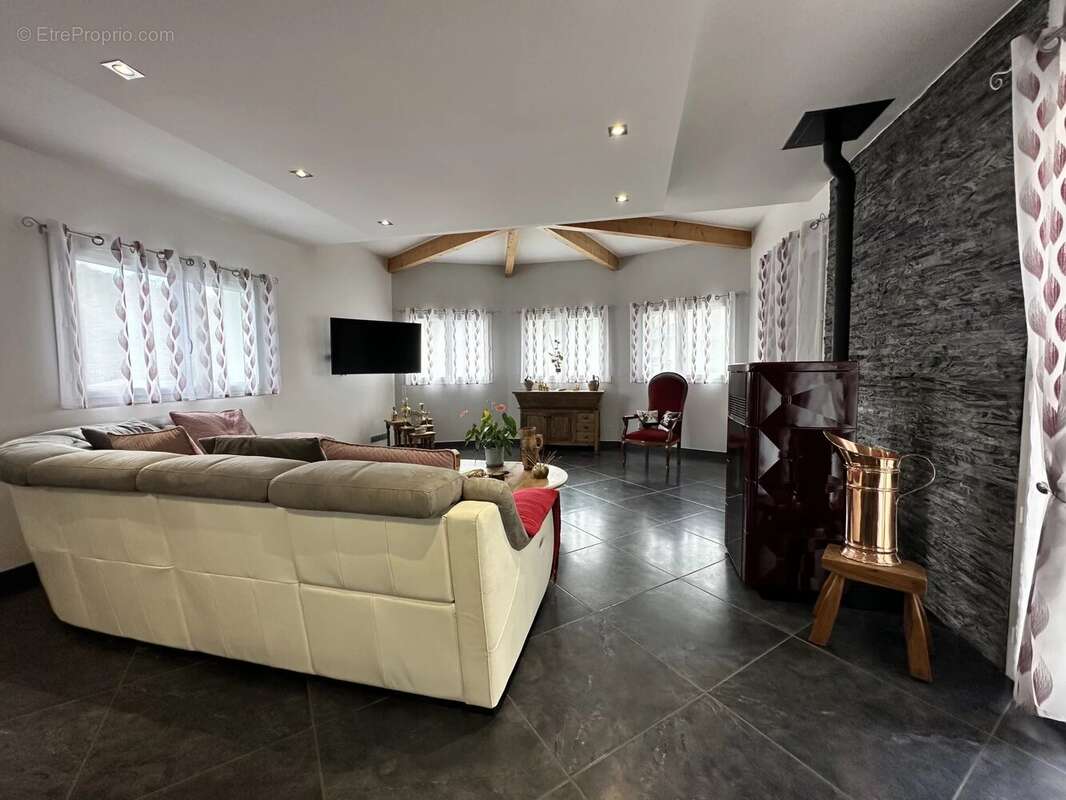 Maison à LE BOURGET-DU-LAC