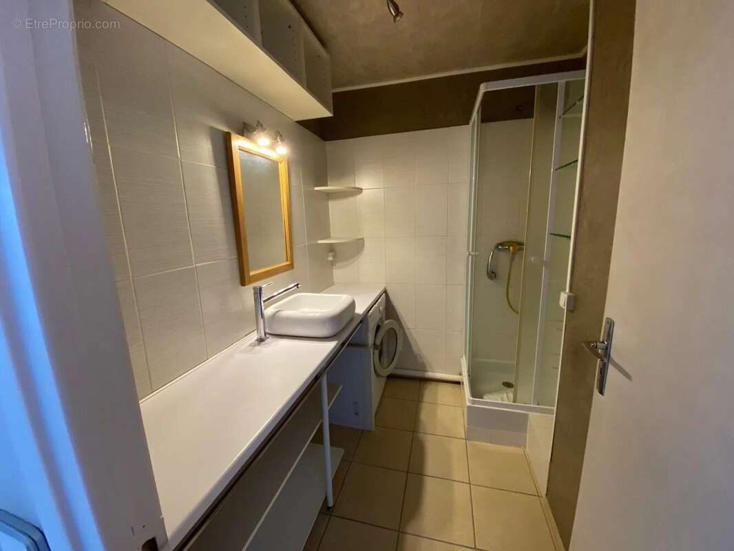 Appartement à BORMES-LES-MIMOSAS