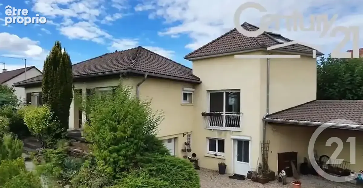 Maison à LE BREUIL
