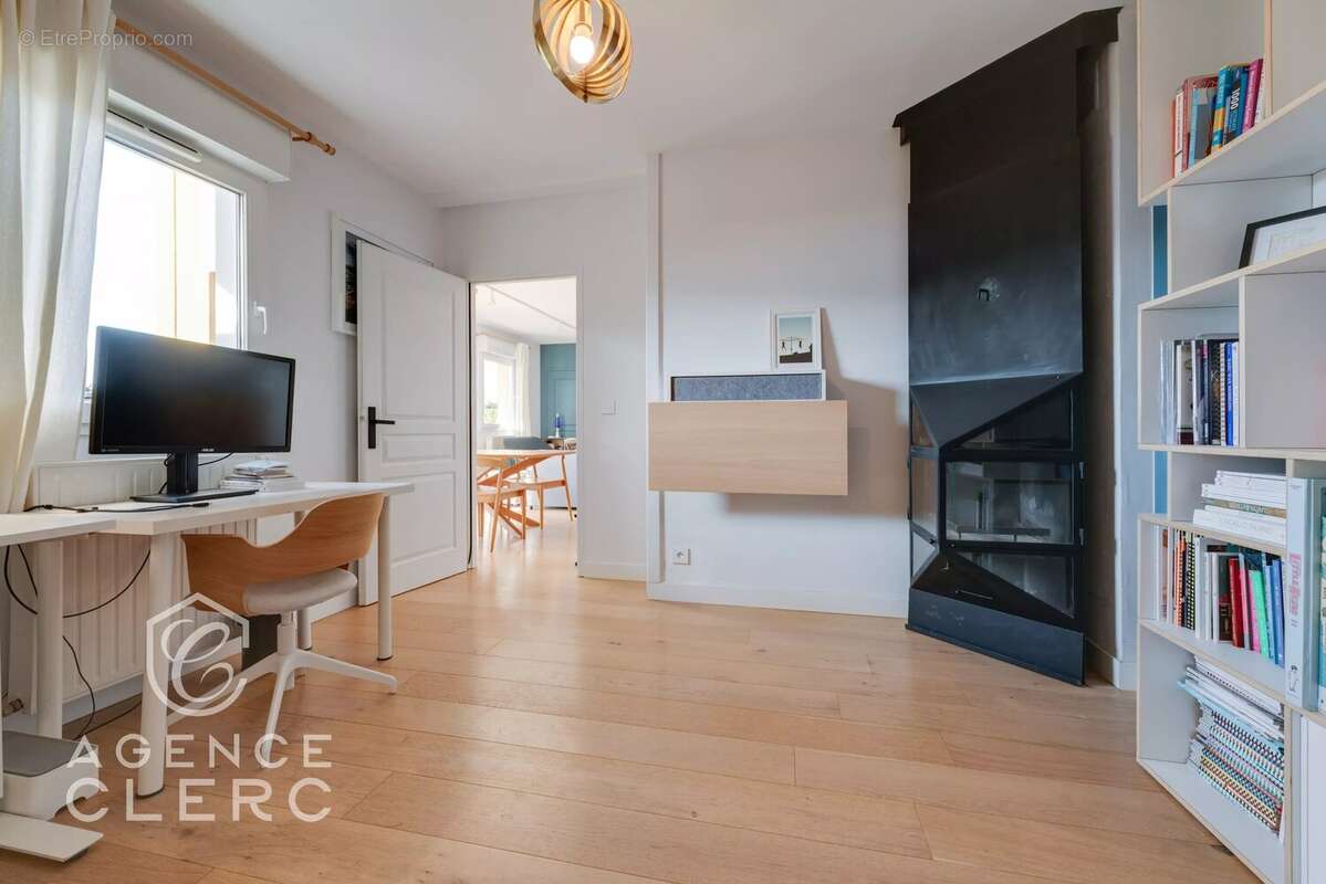 Appartement à VEYRIER-DU-LAC
