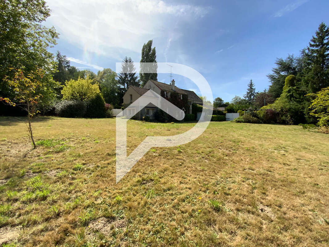 Maison à SAINT-REMY-L&#039;HONORE