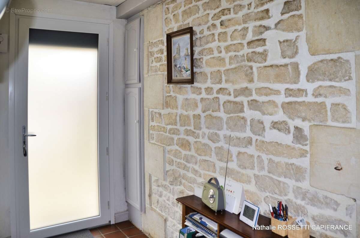 Maison à vendre 6 pièces LA GREVE SUR MIGNON (17)Maison de charme avec jardin paysagé et dépendance – 133 m² habitables sur 947  - photo 38