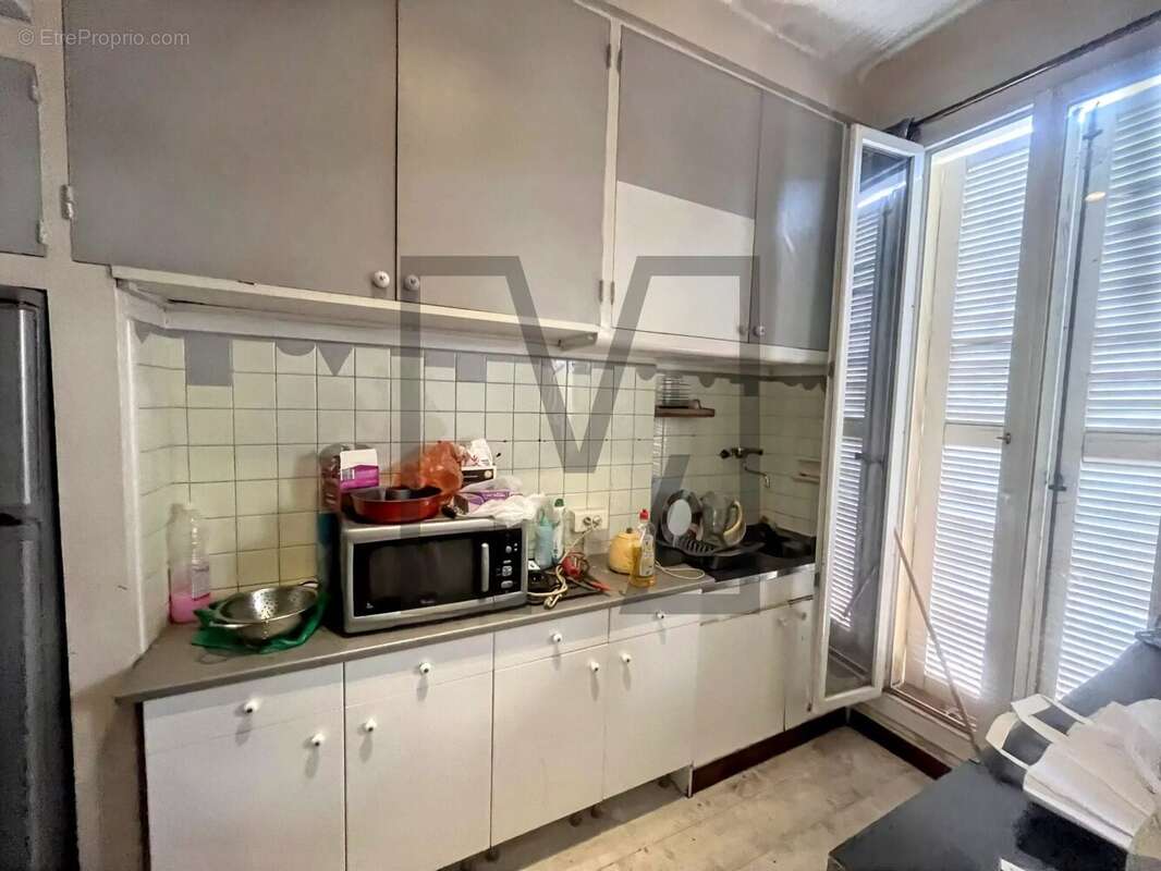 Appartement à MARSEILLE-3E