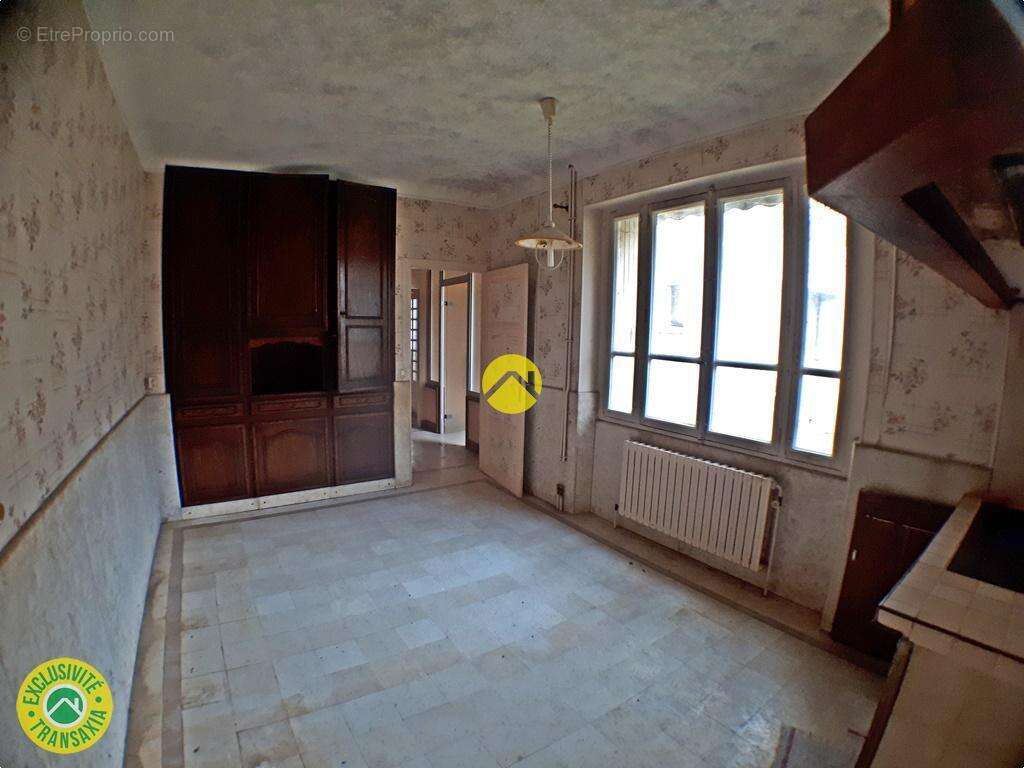 Appartement à RAVIERES