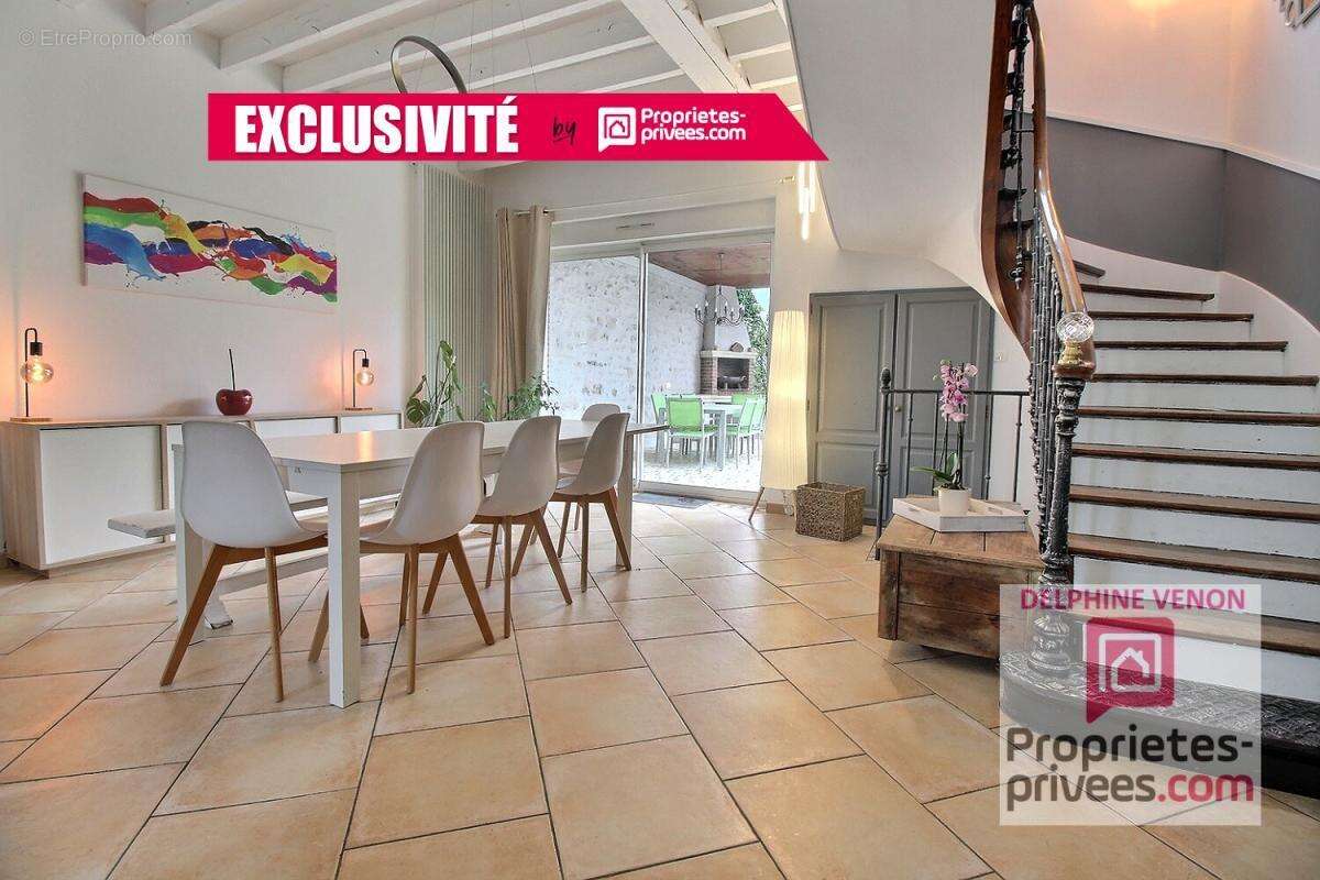 Exclusivité - Maison bourgeoise de 225 m² classe énergie C avec double garage et jardin en centre ville de Châteauneuf sur Loire - photo 3