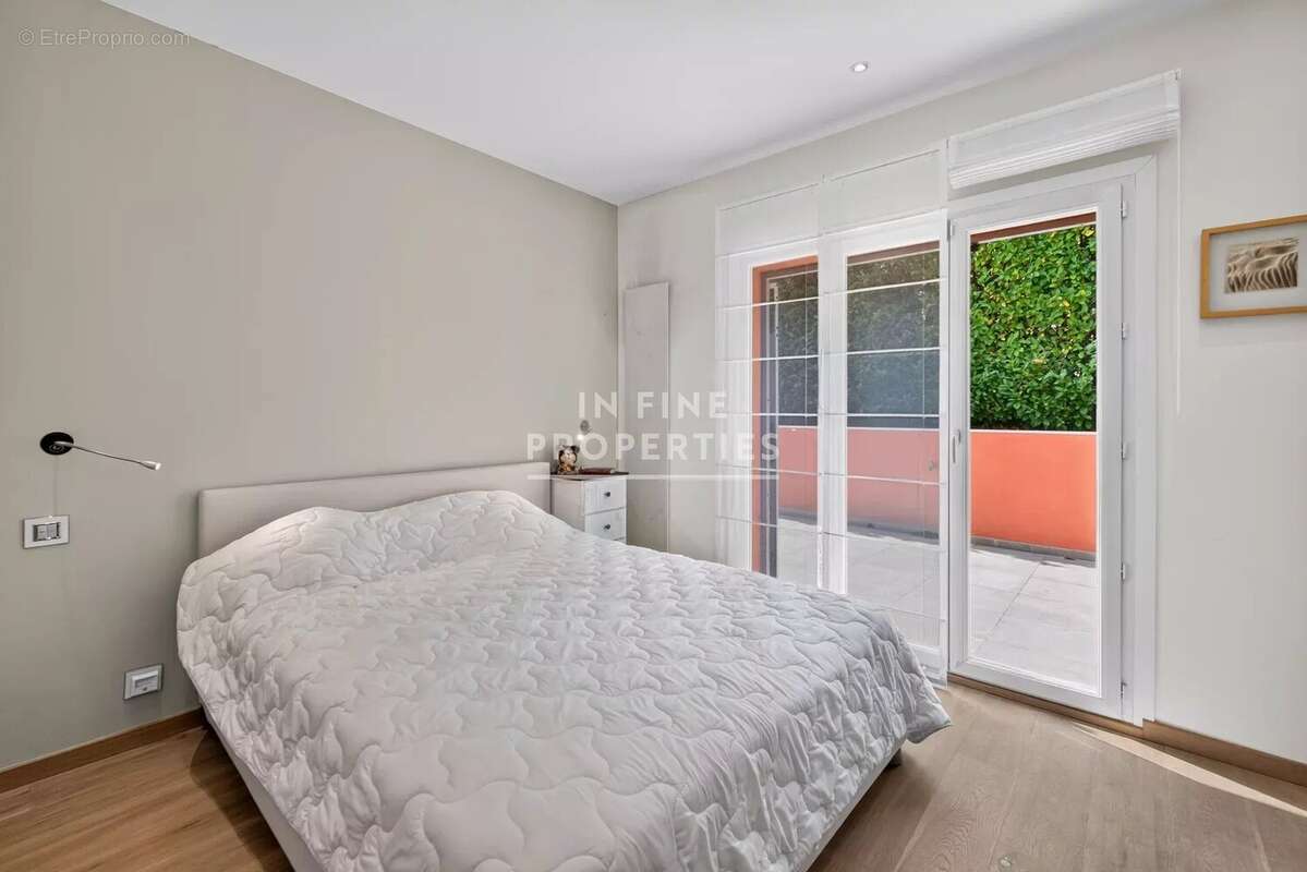 Mougins - villa de plain-pied- 4 chambres - photo 19