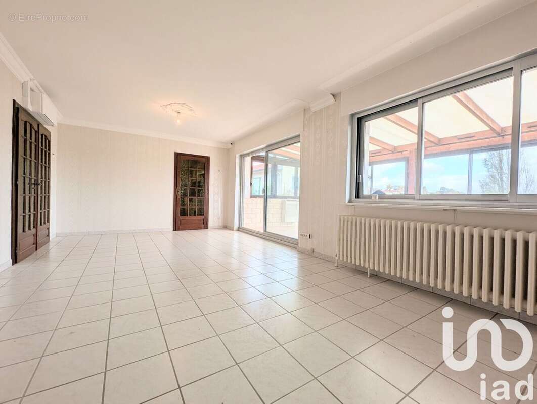 Maison 149 m² à Pouilly  - photo 6