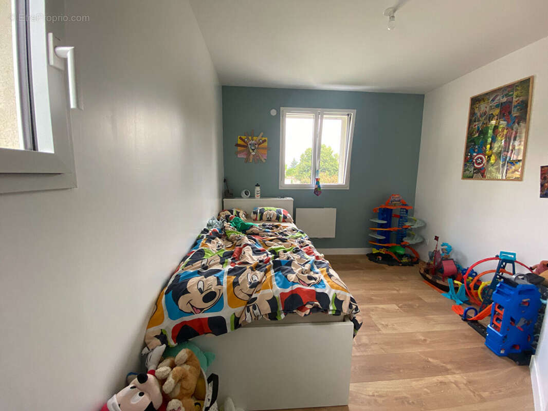 Maison à SAINT-CYR-SUR-LOIRE