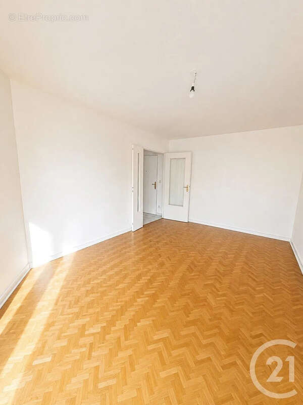 Appartement 70 m² à Villeurbanne  - photo 3