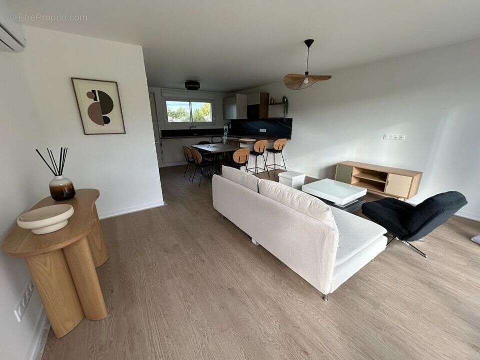 Maison à PONT-L&#039;EVEQUE