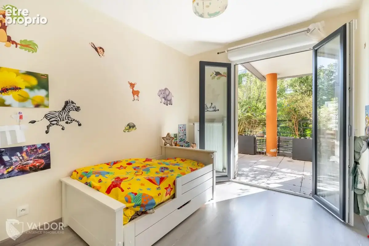 Appartement T3 – Grande terrasse - Garage - photo 6