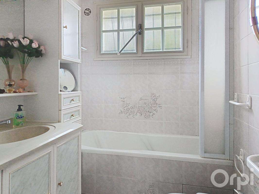 Maison à SAINT-MICHEL-SUR-ORGE