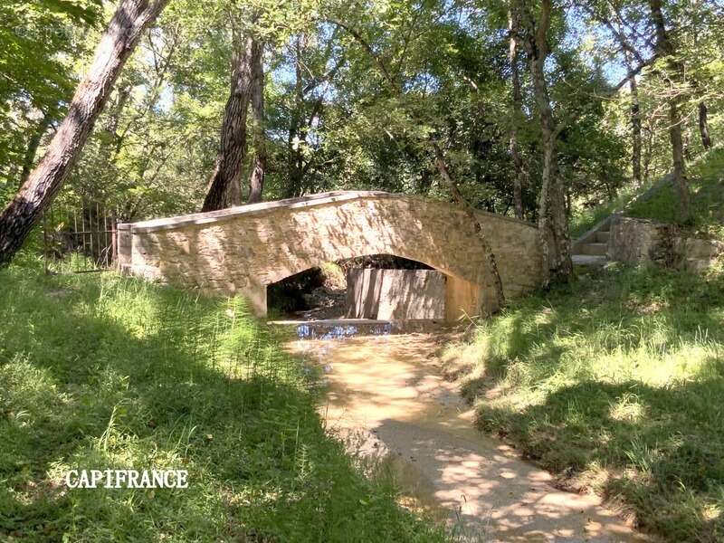 Maison à FORCALQUIER