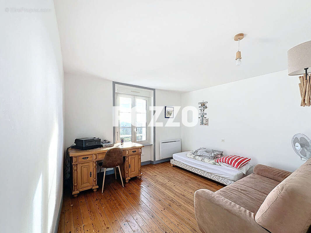 Maison à SAINT-JEAN-LE-THOMAS