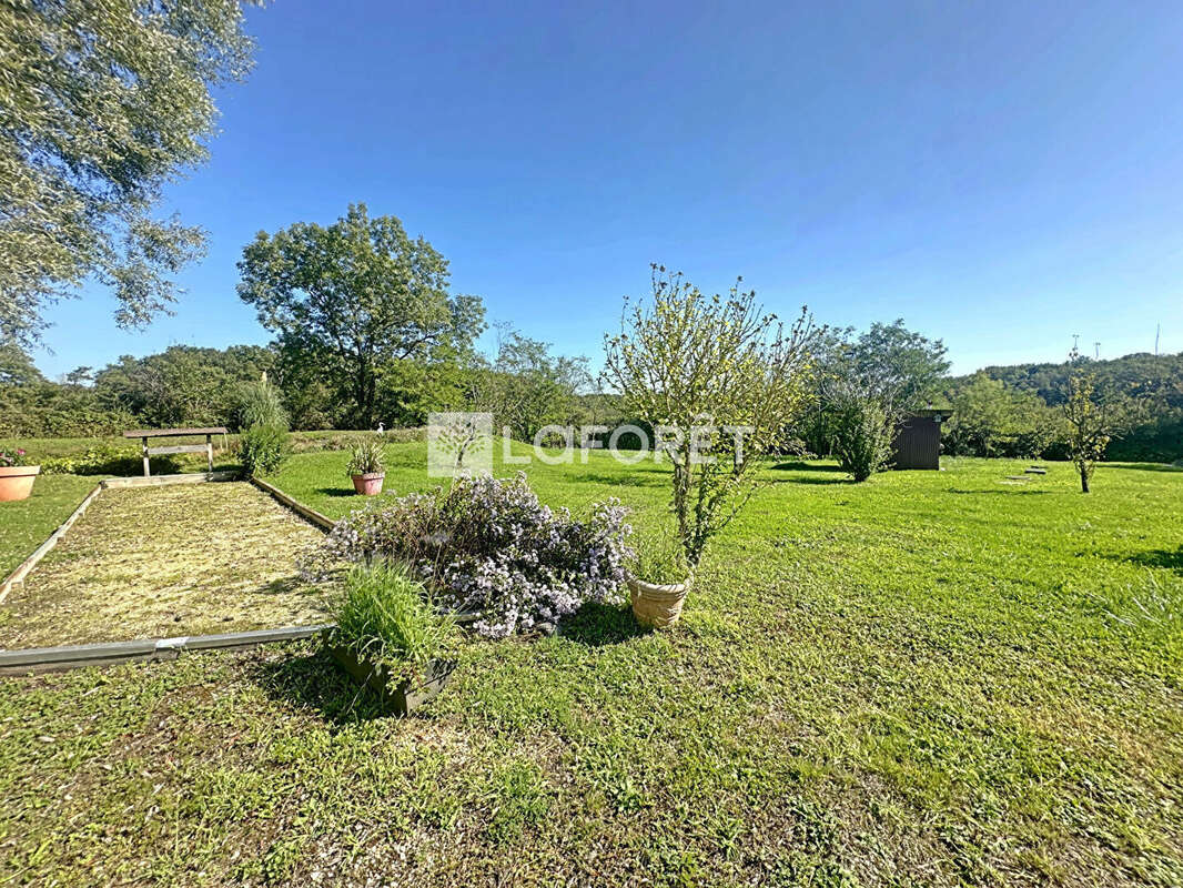 Maison à LESCHEROUX