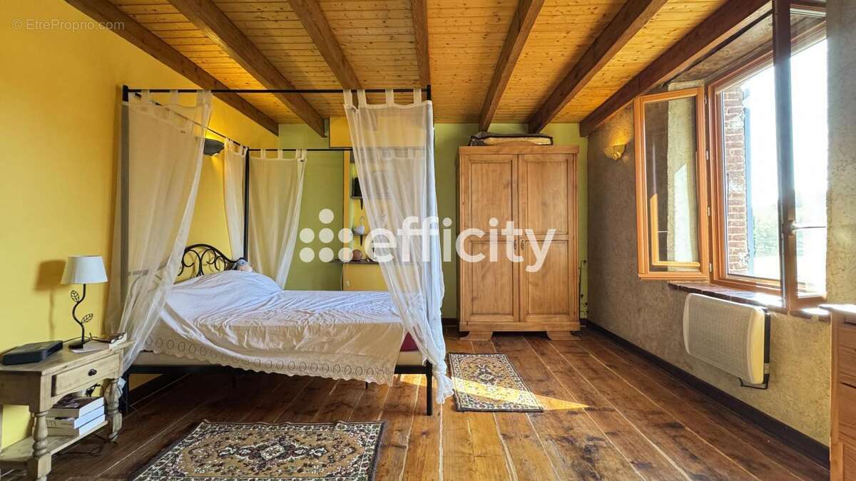 Maison à SAINT-ETIENNE-DE-SAINT-GEOIRS