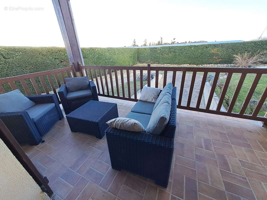 Maison familiale 190m2 - 7 pièces - avec piscine - photo 14