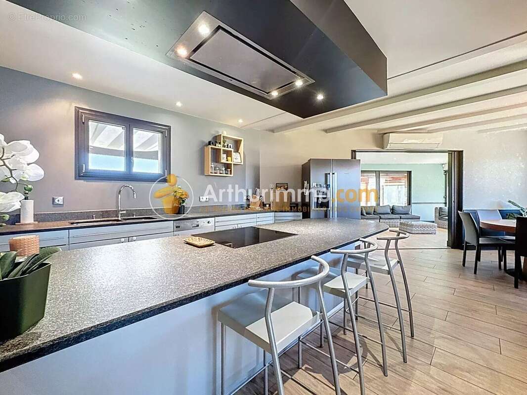 Maison à BOURGOIN-JALLIEU