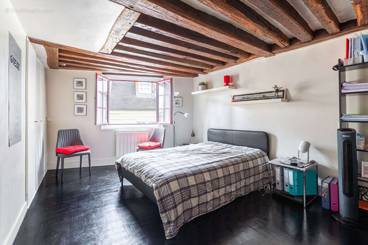 Appartement à PARIS-5E
