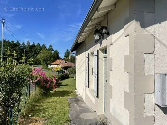 Maison à ROCHECHOUART
