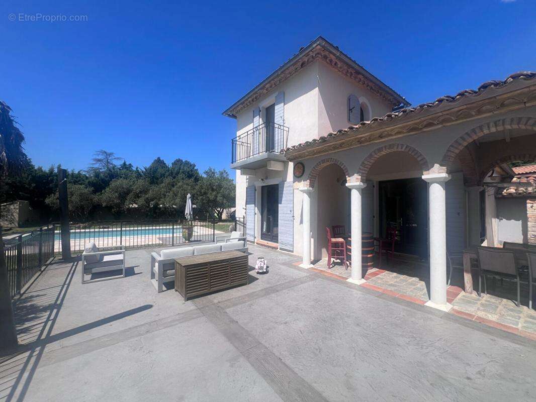 Maison de charme très lumineuse avec piscine - photo 7