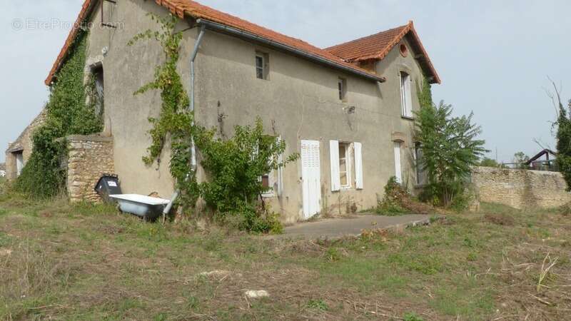 Dpt Deux Sèvres (79), à vendre AVAILLES THOUARSAIS maison P4 - photo 3
