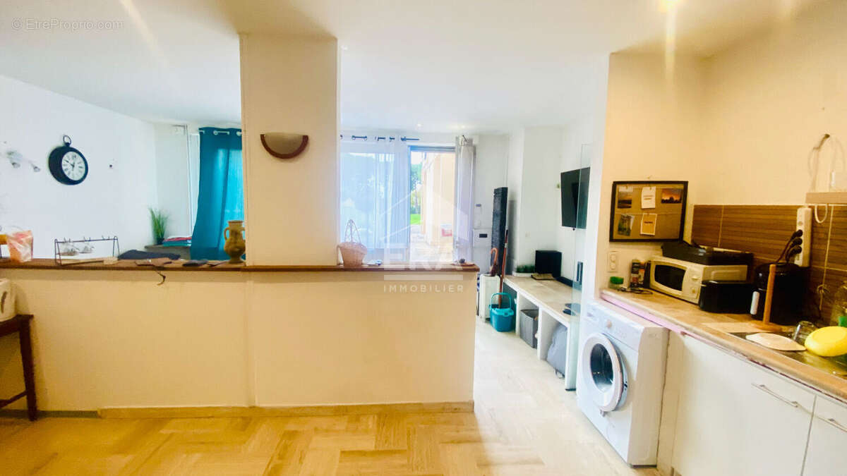 Appartement à LE CANNET