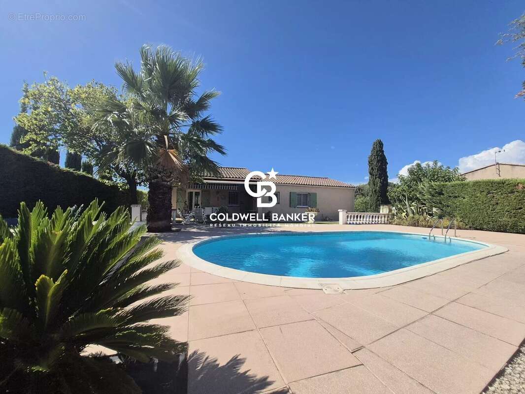 Maison à ROQUEBRUNE-SUR-ARGENS