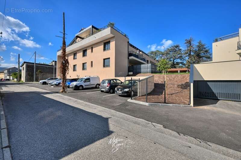 Appartement à VAUGNERAY