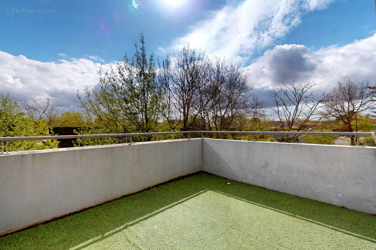 Appartement à SEYSSES