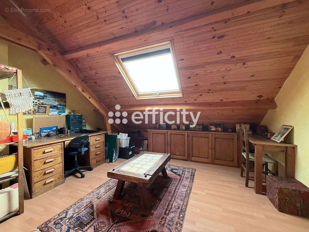 Maison à LE MASSEGROS