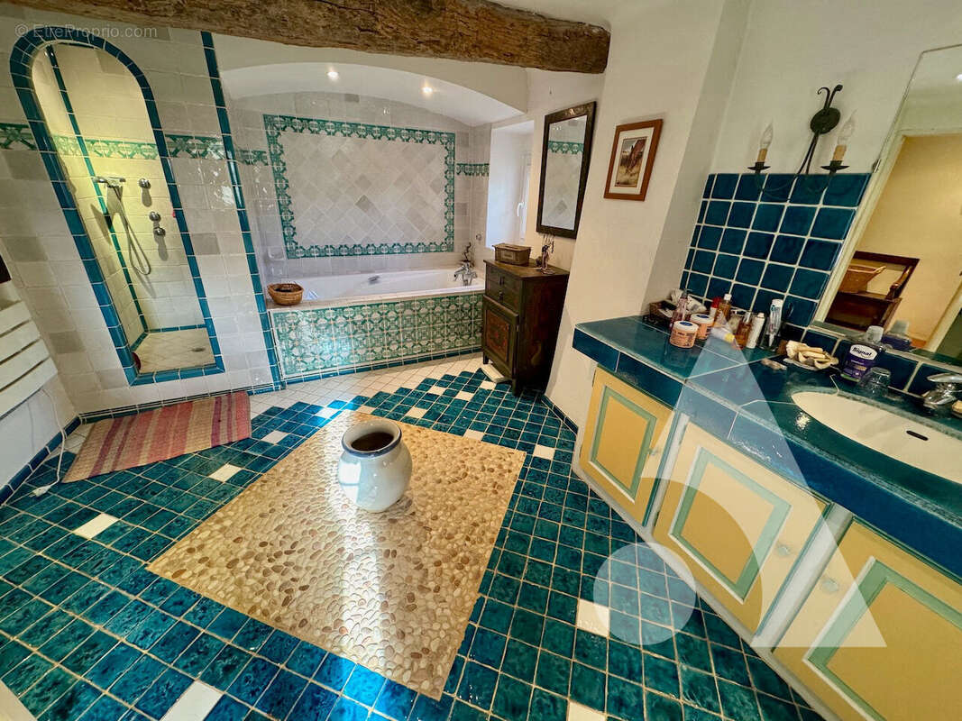 Maison à MOISSAC-BELLEVUE