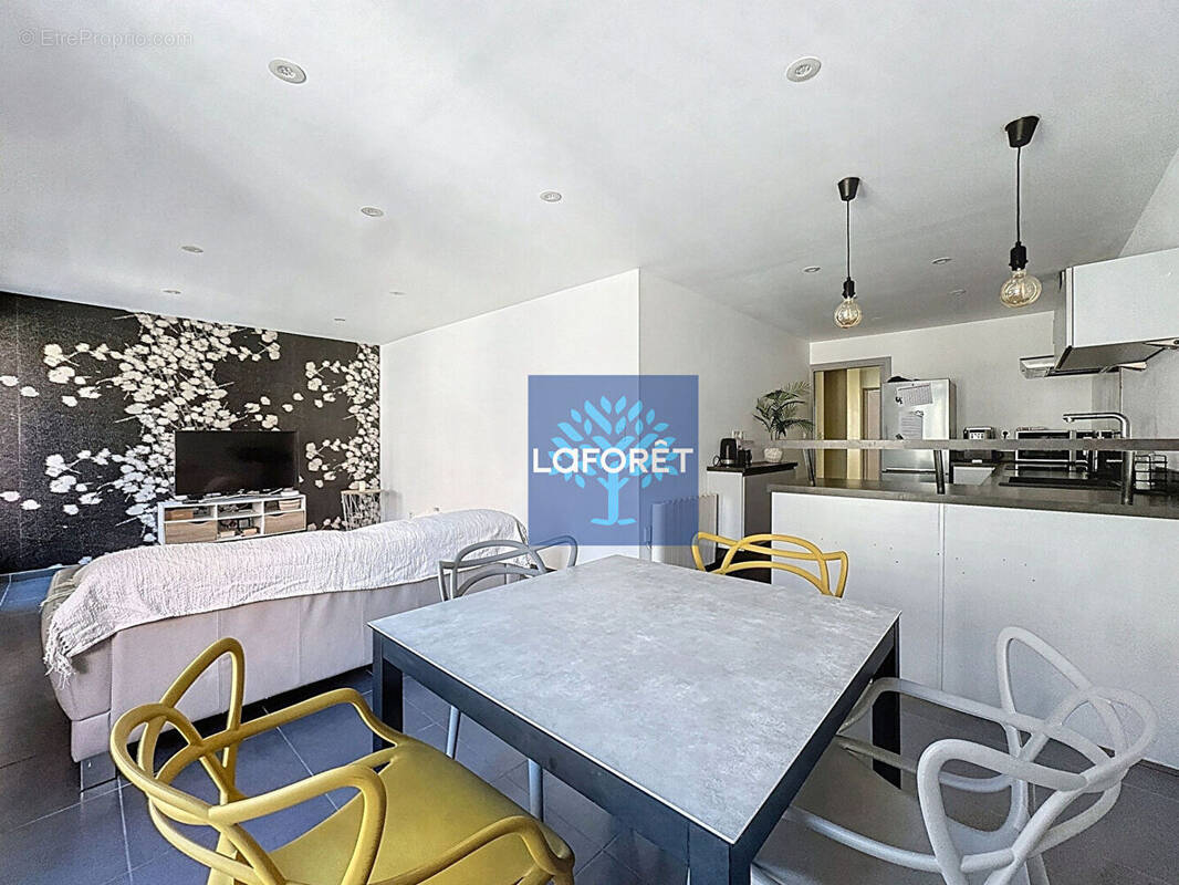 Appartement à OULLINS