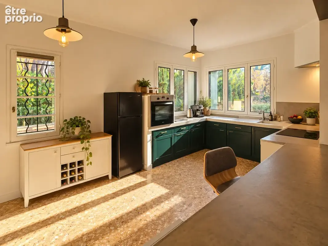 Roussillon, Luberon belle maison de plus de 200 m2 avec jardin et piscine. - photo 6