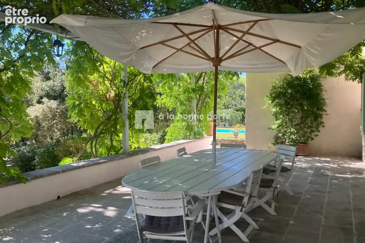 Maison 6 pièces 175 m² à vendre à Rognes (13840) - photo 3