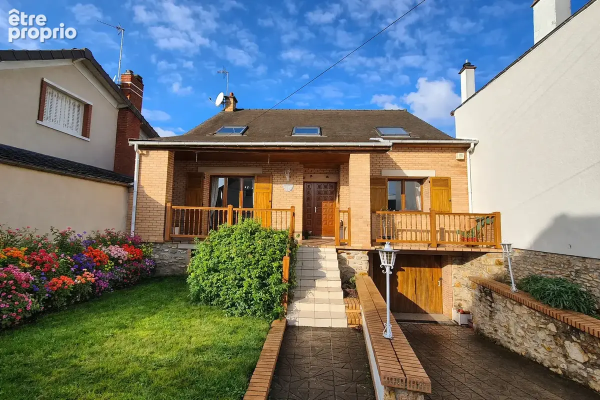 Maison 6 pièces 145 m² · à Eaubonne · 145 m² · 585 000 €