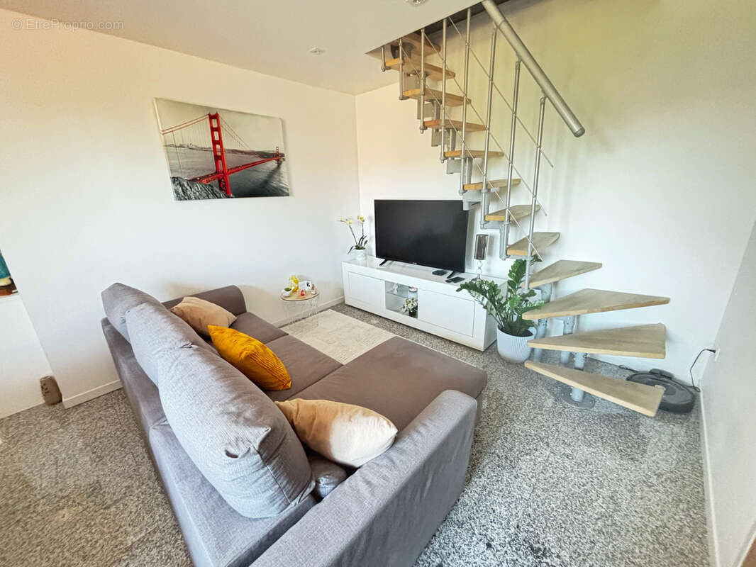 Appartement à SAINT-FONS