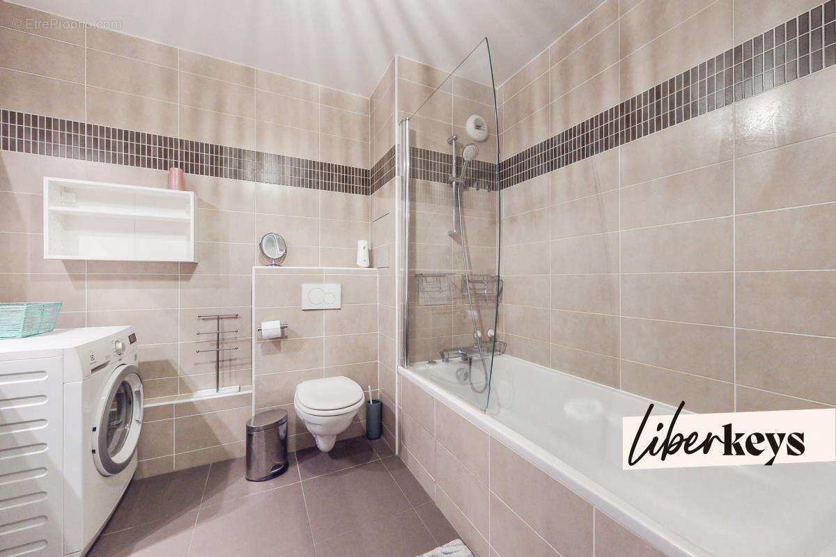 Appartement à PARIS-19E