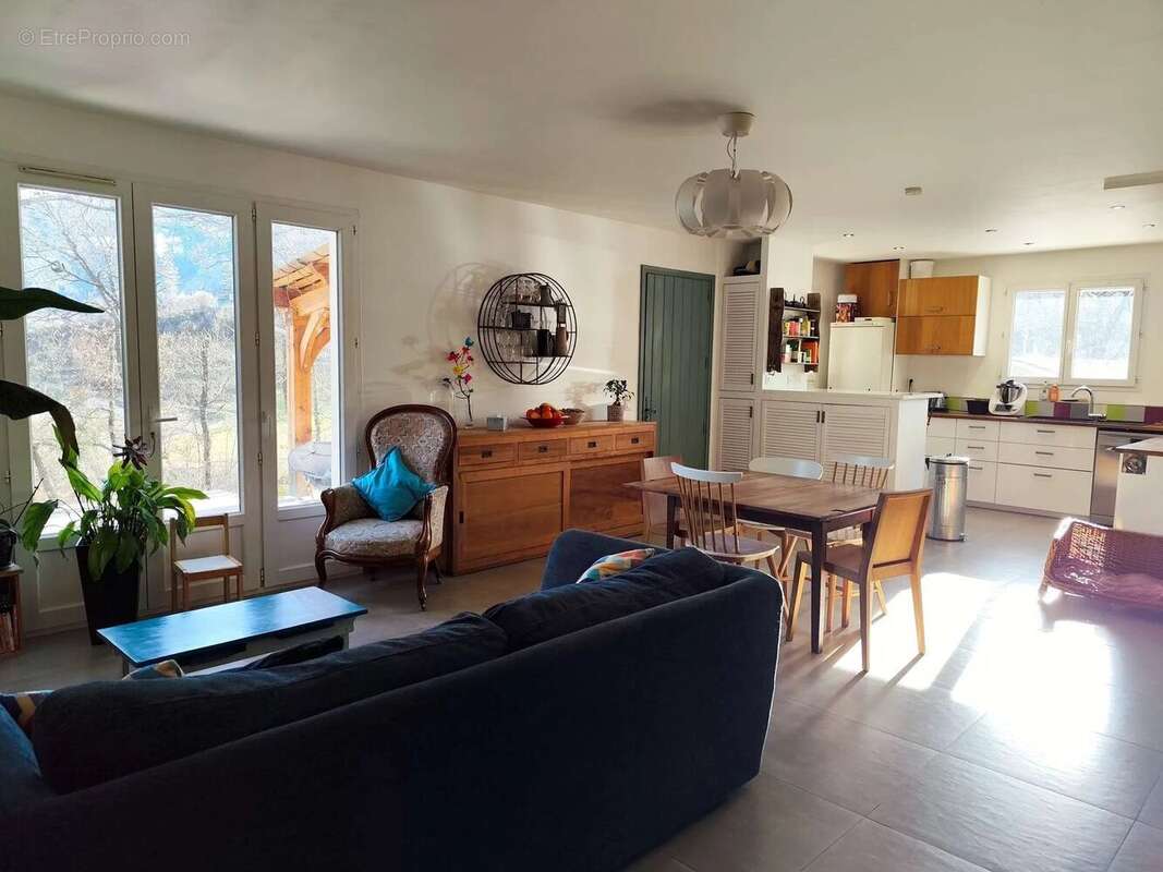 Maison à SAINT-BENOIT