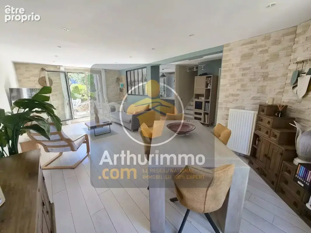 Photo Maison à Pontault-Combault au prix de 388 000€