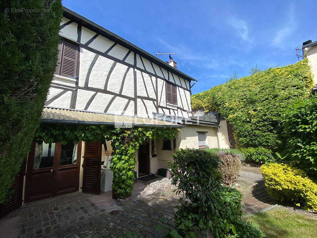 Maison à DARNETAL