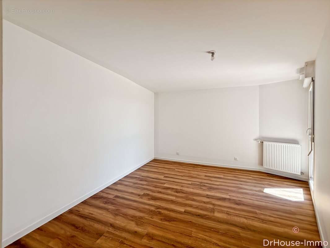 Appartement 80 m² à Merignac  - photo 36