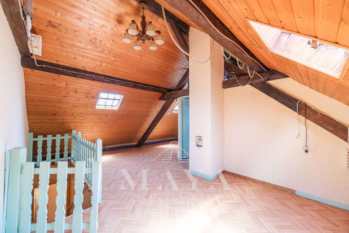 SEPPOIS LE HAUT, maison d'environ 132m2 avec grange attenante - photo 11