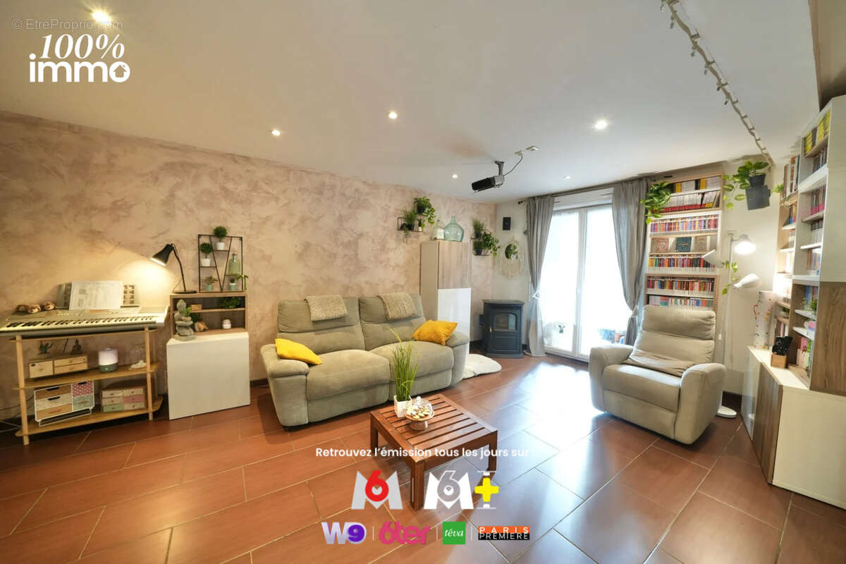 Maison 4 pièces de 130 m2 - photo 2