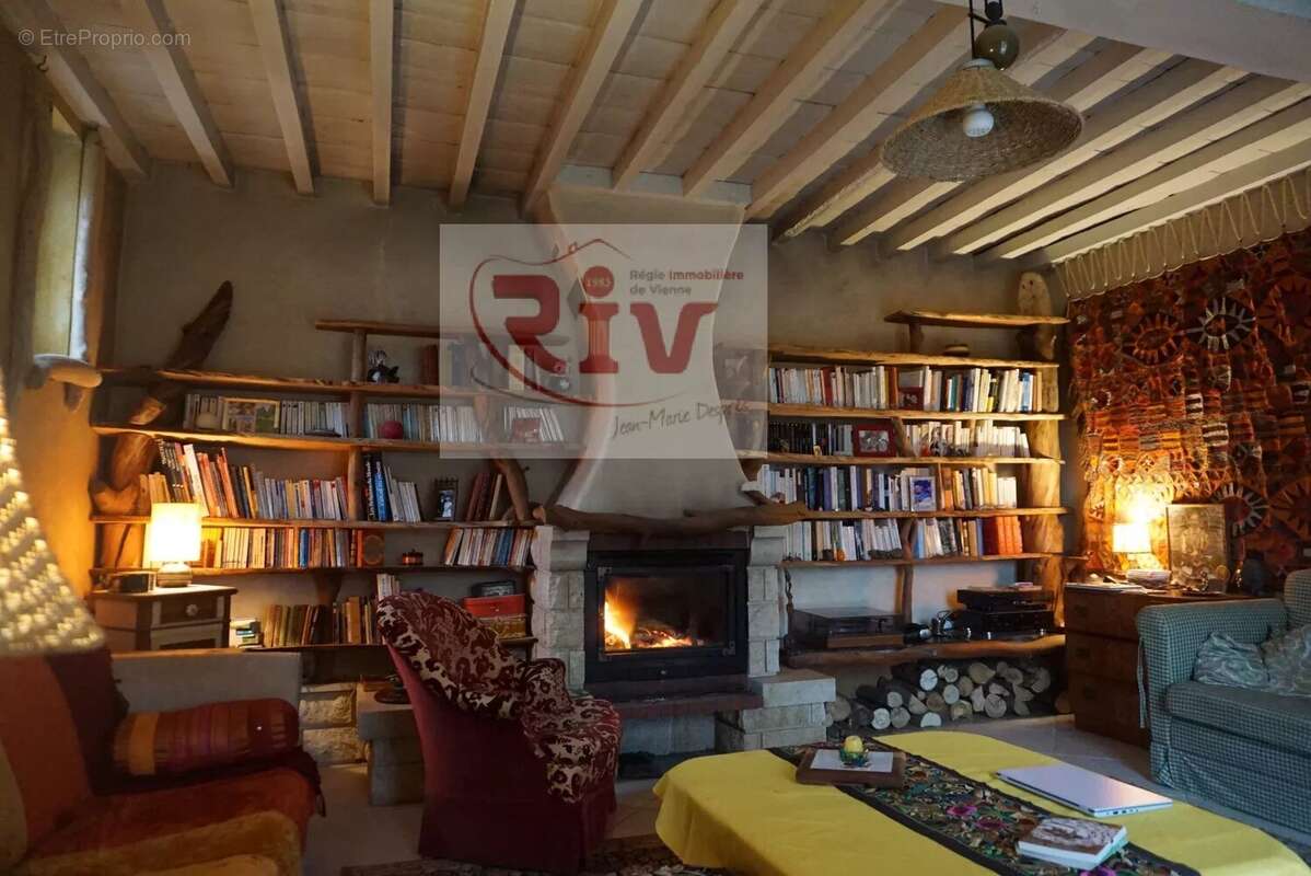 Maison à CHONAS-L&#039;AMBALLAN