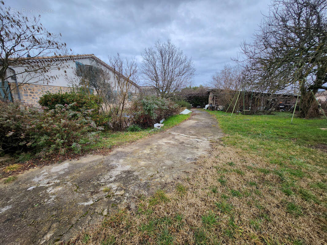 Maison à LAURAC-EN-VIVARAIS