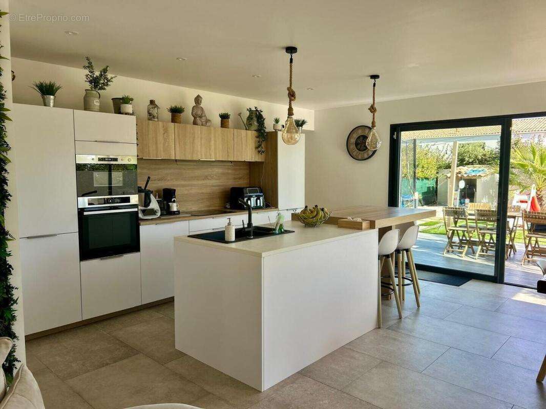 Maison à RESTINCLIERES