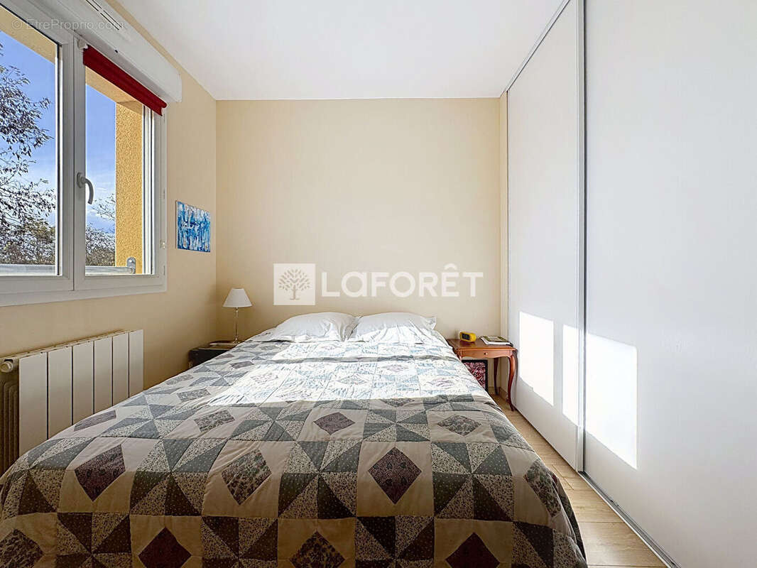 Appartement à ARS-SUR-FORMANS