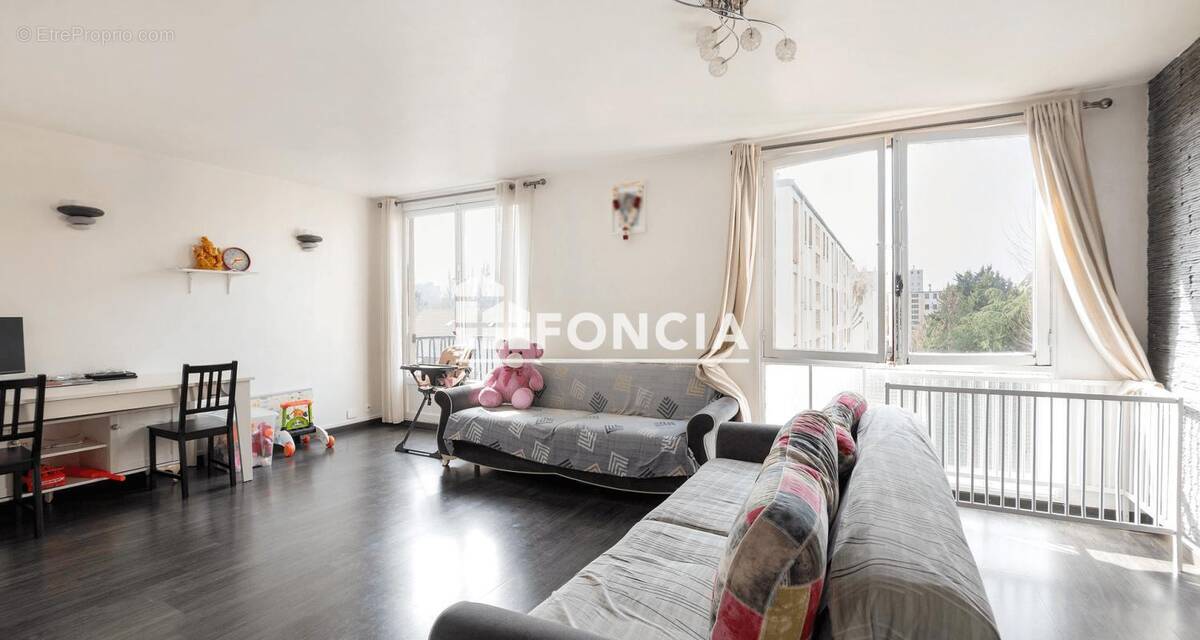 Appartement à CHOISY-LE-ROI